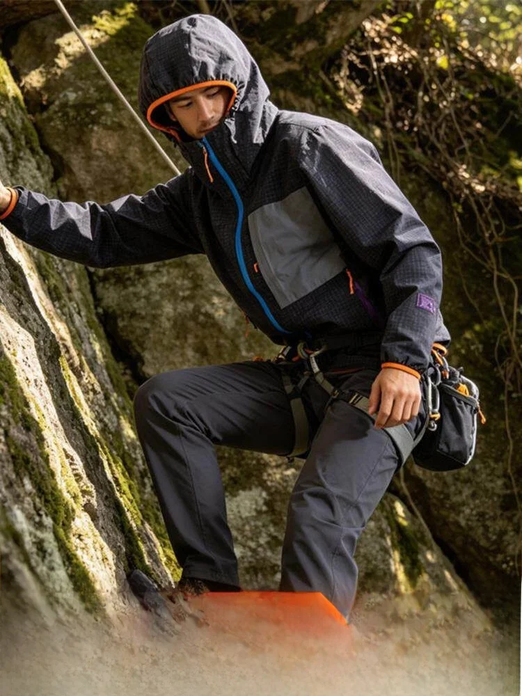 Outdoor Hooded Jacket Men Women Standard Fit Long Sleeve Windproof Waterproof Towel Bottom Craft Spring Autumn Unisex Jacket
