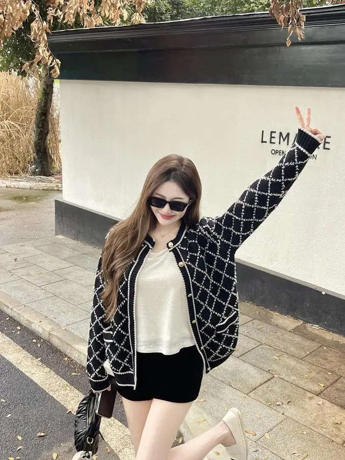 

Berlin Holiday Knitted Open Cardigan Gold Button Lightweight Luxury Sle Long Sve round Ne Regular Fit Nylon Women's Ou...