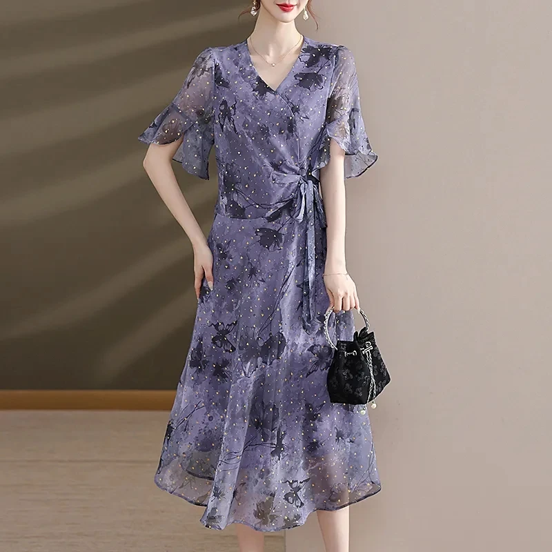 

Dress New Middle-Aged 2024 Summer Ladies Floral Fashion Chiffon Print Skirt Spring And Summer Elegant Soft Romantic V-Neck Dress