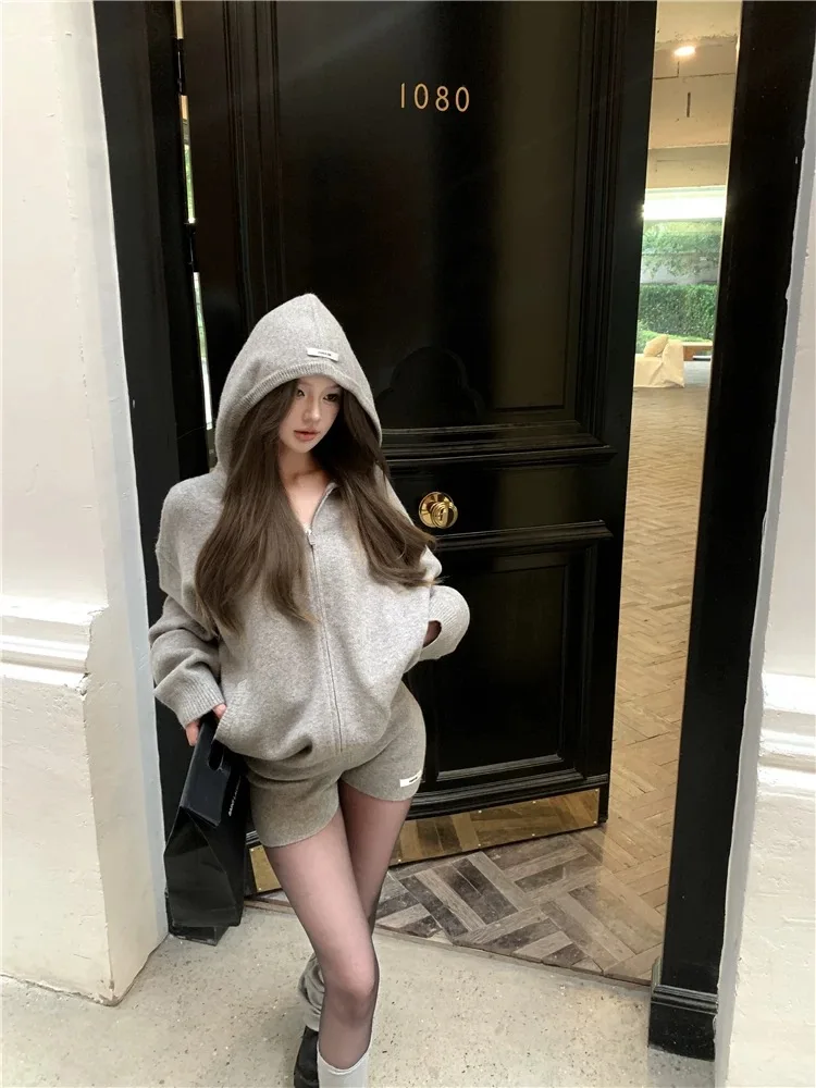Casual Knitted Hat Jacket Long Sleeve Women's Autumn Winter Fashion Set Short Pants Two-Piece Grey Laid-back Straight Leg Suit