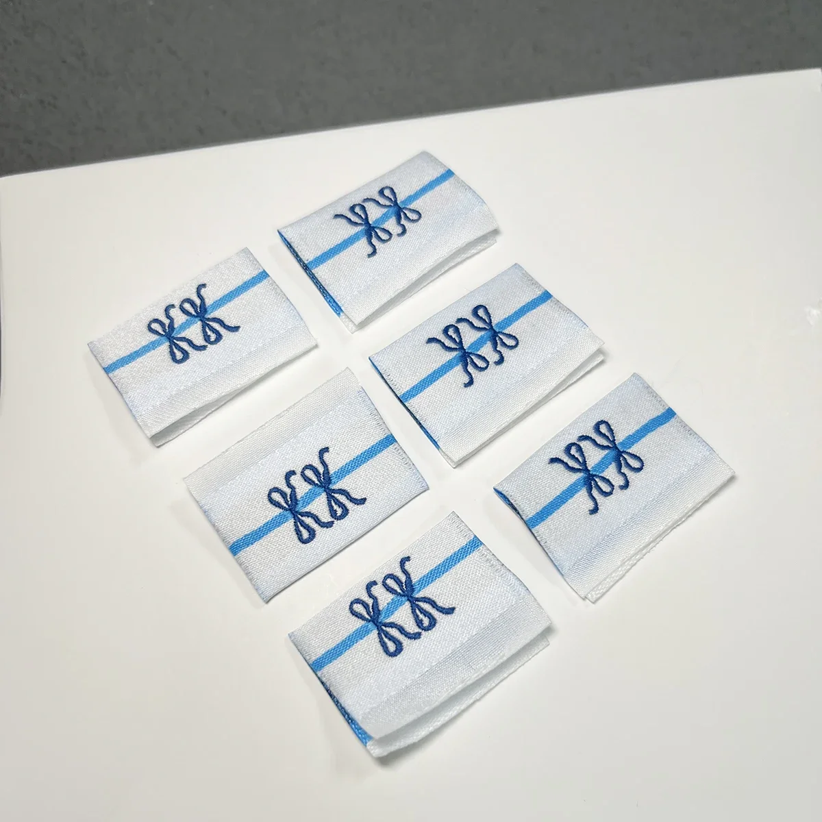 Spot folding  side label, bow handmade clothing woven label，handmade sewing DIY accessories