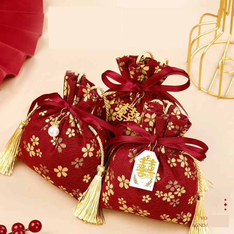 Chinese Wedding Gift Bag Snack Candy Gift Bag Wedding Birthday Party Red Vintage Bag Pearl Decoration Gift Bag party decoration