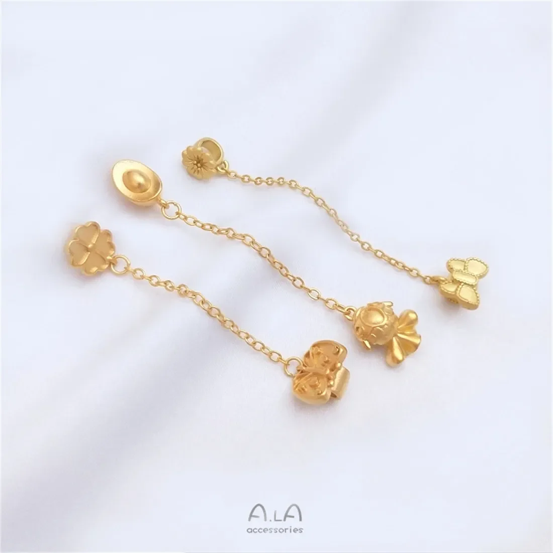 

Sha Jin Yu Yuan Bao Bow Tie Big Hole Bead Hanging Chain DIY Bead Bracelet Separation Bead Head Jewelry Accessories B781