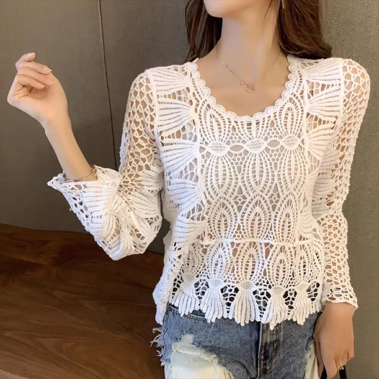 2025 Autumn Holiday Handmade Crochet Hollow Knit Pullover V-Neck Long Sleeve Tassel Lace Bohemian Beach Cover-up Top