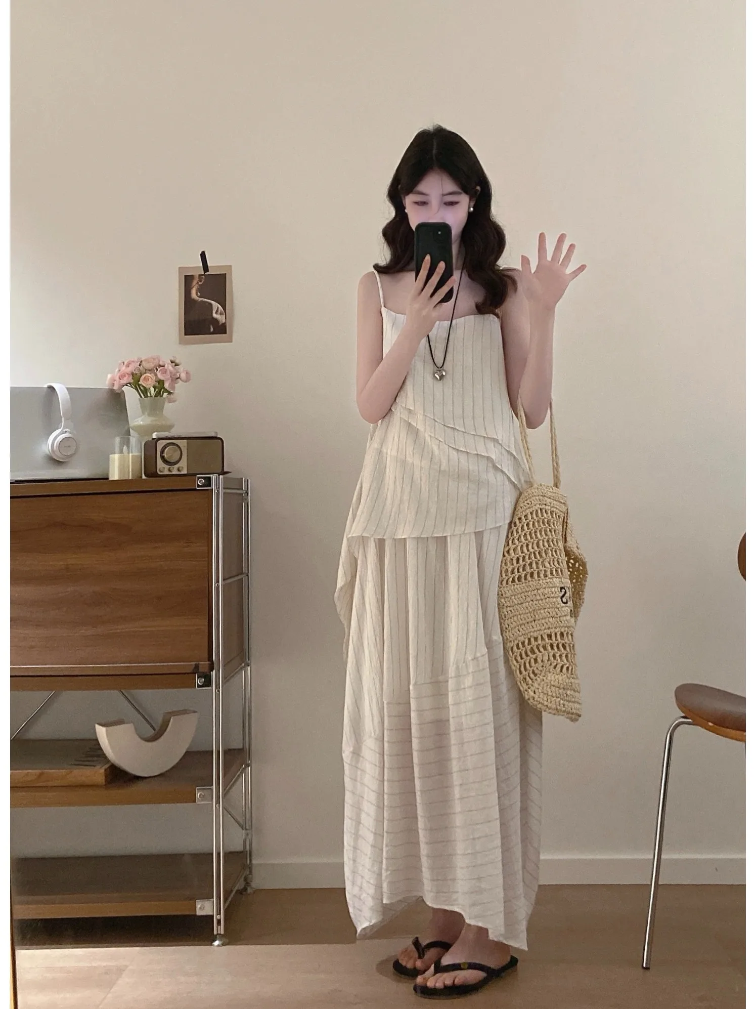

plus Size Women's Summer Korean Style Striped Off-Shoulder Top And Midi Skirt Set High Waist A-Line Skirt Fashionable Ensemble