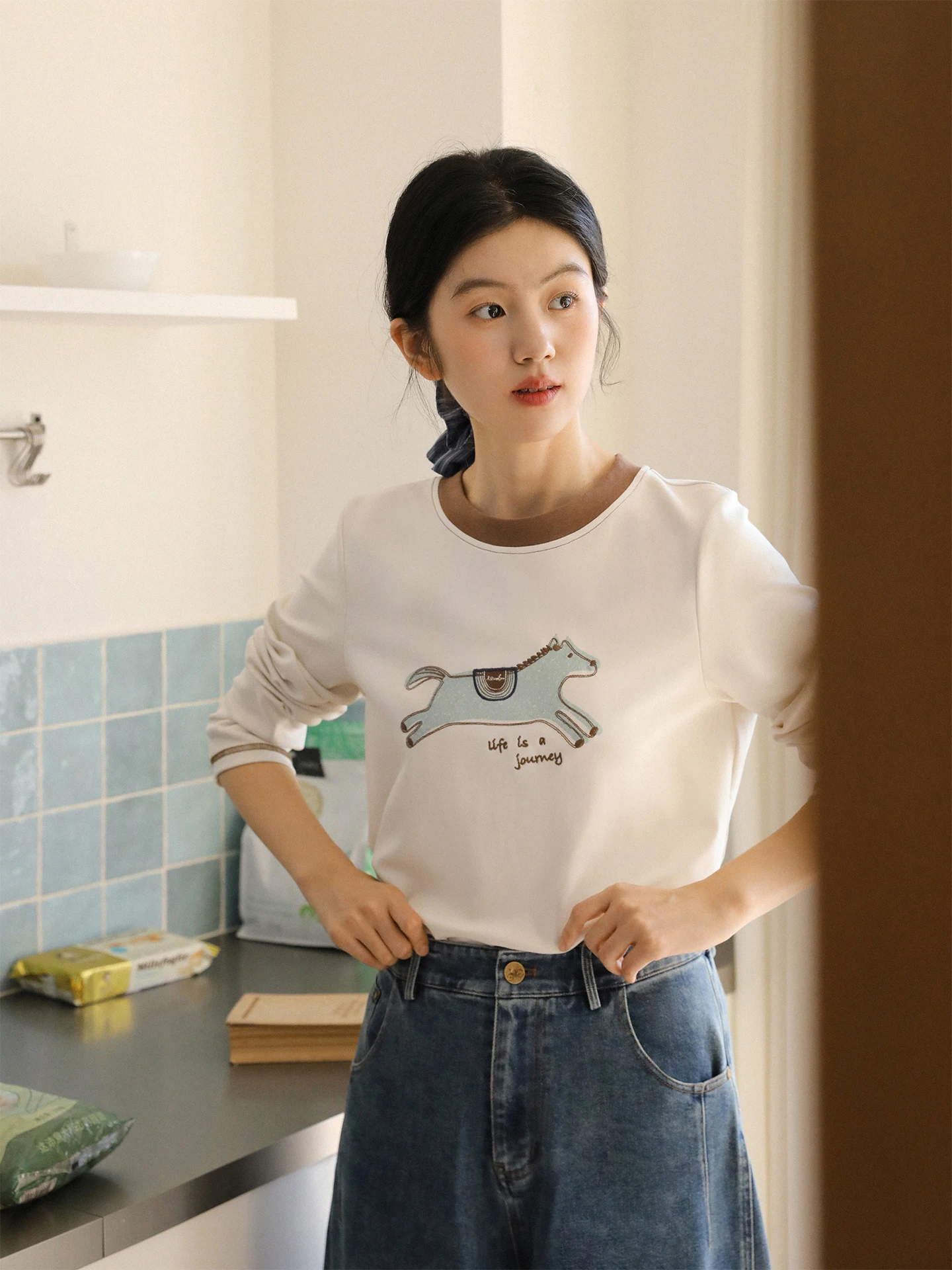 

Женская футболка Nesoulum с длинным рукавом, 260 г, из двустороннего хлопкового полотна, с принтом и вышивкой, с открытыми плечами...