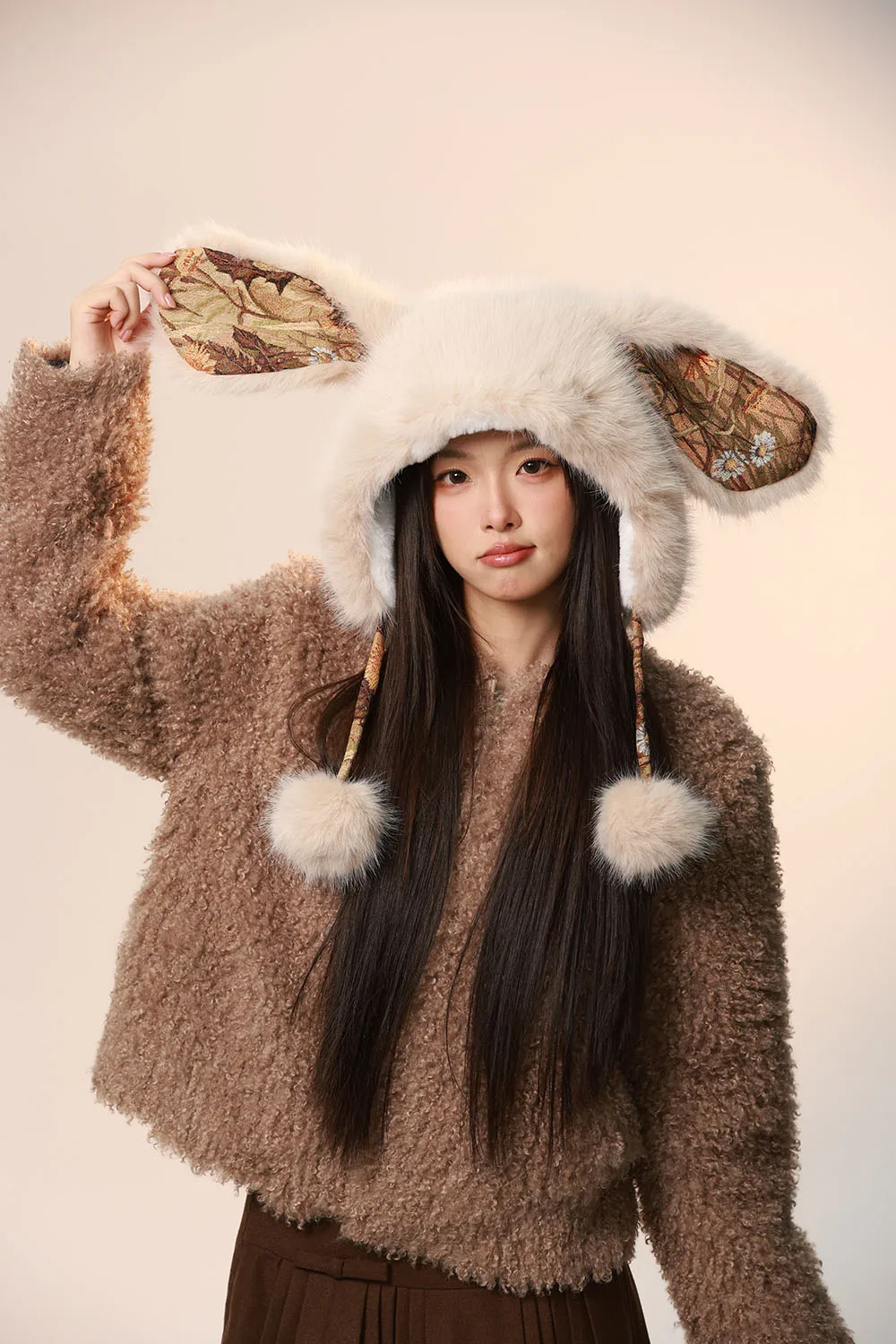 2025 مخطط طويل الأذن أرنب قبعة المرأة الخريف الشتاء Skullies Beanies الملونة إيرفلاب قبعة الإناث اليدوية شرابات قبعة صغيرة #3