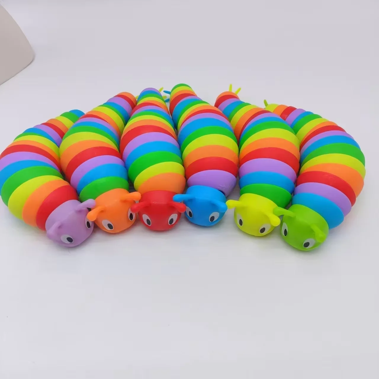 Funny Fidget Slugs Articulated Sensory Slug Toy Realistic Worm Caterpillar Fidget Toys for Kids Adults ADHD Autism Stress Relief