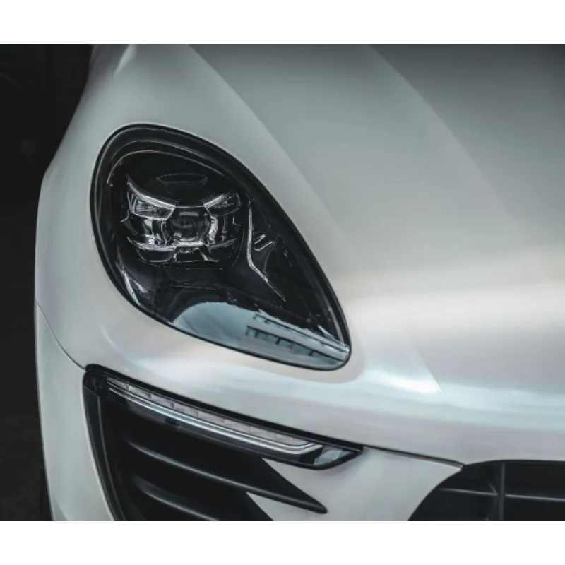 

For 2014-2017 an 95B.1 headlights (upgrade from older to newer 95B.2 Matrix version)