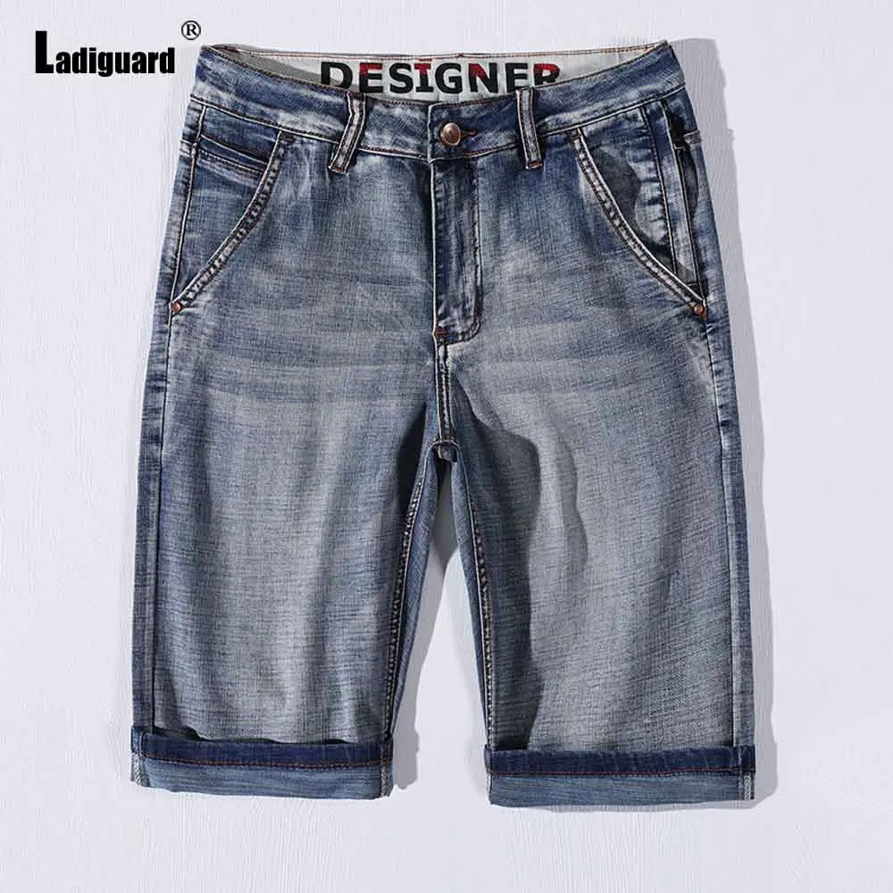 

2025 Stylish simplicity Men Fashion Zipper Pockets Demin Shorts New Summer Casual All-match Classic Simple Basic Short Jeans