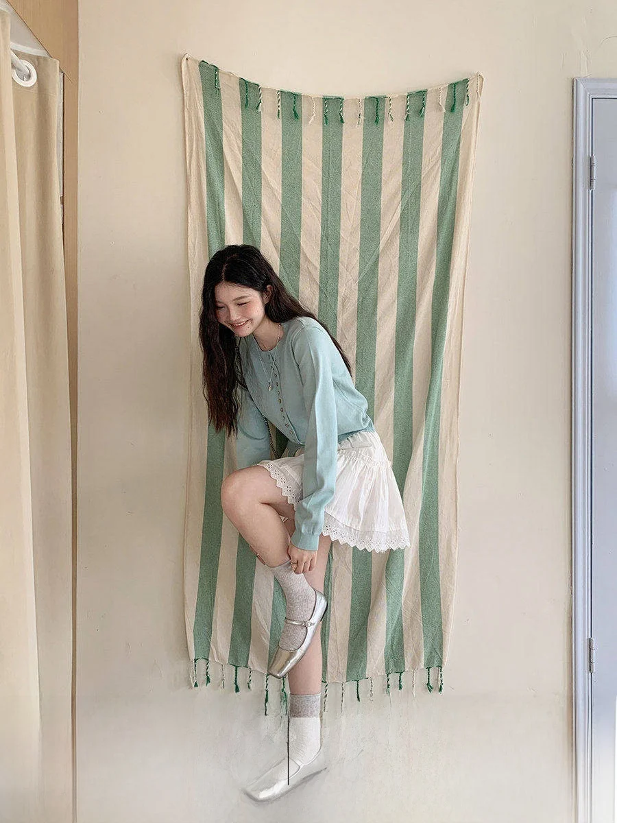 

Вязаный кардиган на пуговицах, приталенный топ, прямой крой, длинный рукав, круглый вырез, тонкий, стандартный крой