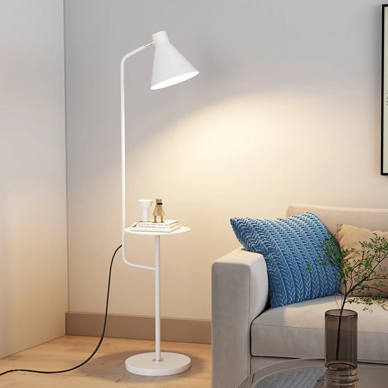 

Simple LED floor lamp, sofa edge, several body lights, bedroom, study, ins cream style atmosphere, floor reading desk