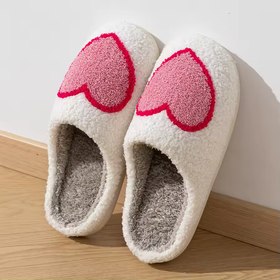 Women Big Heart Love Home Slippers Comfortable Girls Bedroom Breathable Anti Slip Flat Plush Shoes Girlfriend Birthday Gift