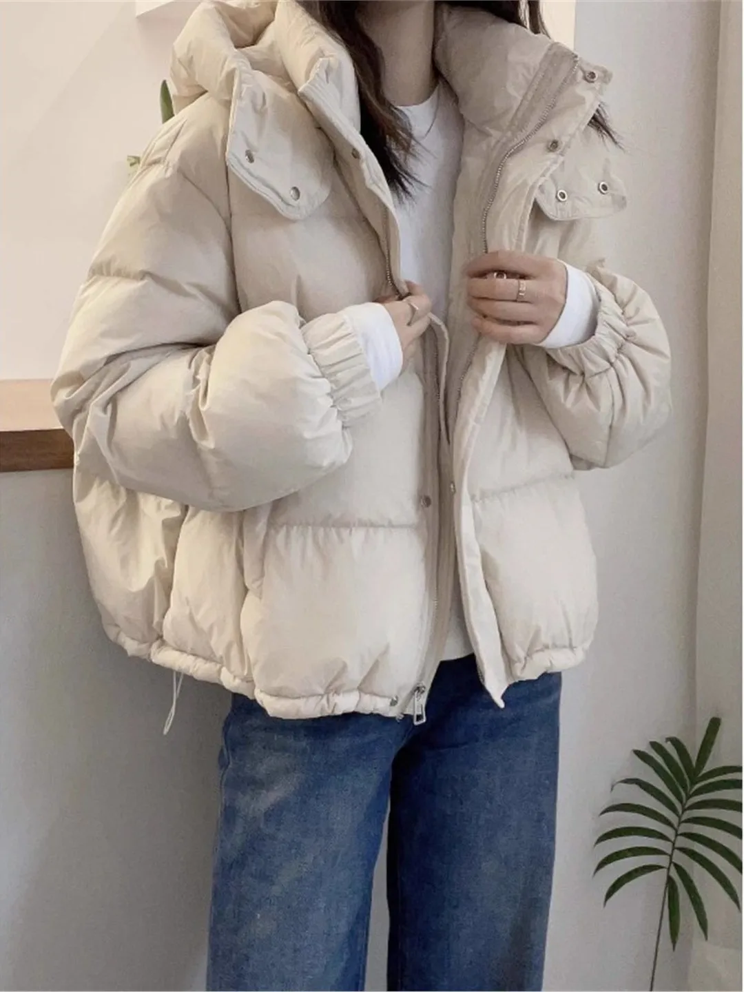 

Женская зимняя куртка с капюшоном из хлопка, утепленная, повседневная, в корейском стиле, свободного кроя, уличная, теплая, в стиле «багет»