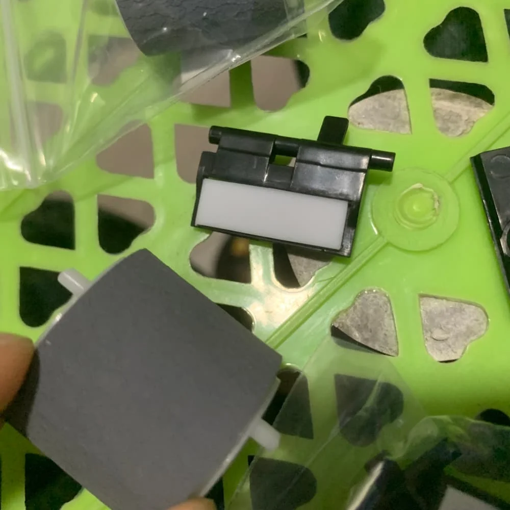 

CN598-67018 Separation Pick Pad for HP 8610 8620 8625 8630 8640 X451 X476 X551 X576 X585 377 477 577 352 452 552 556 586 251