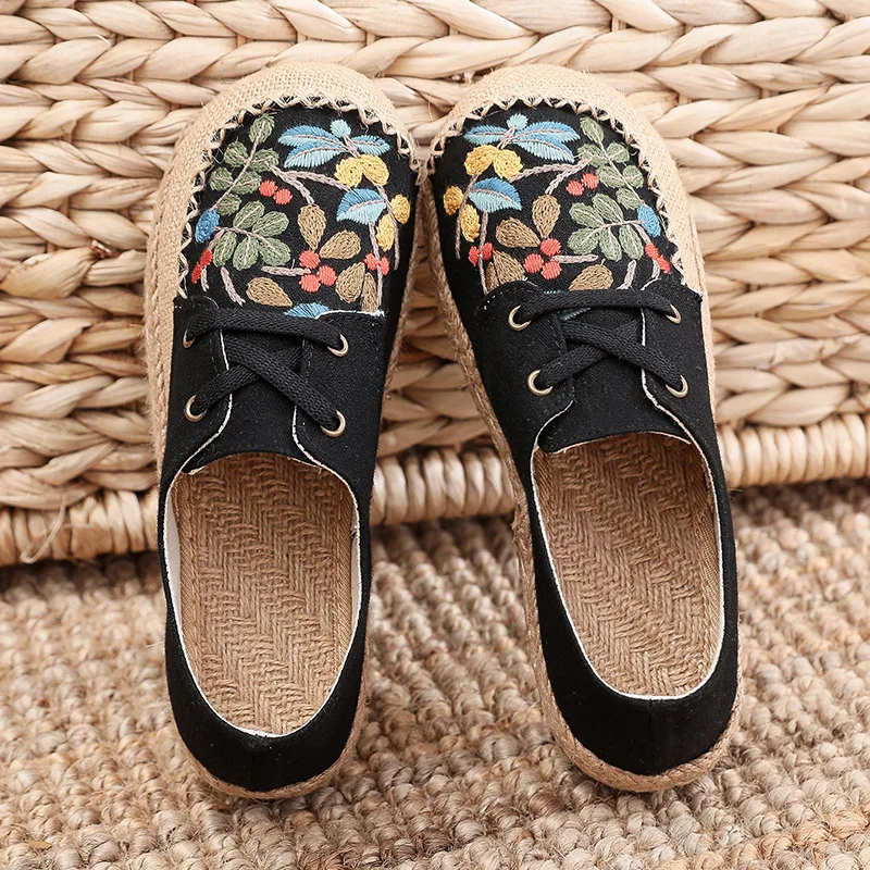 Spring cloth shoes women round head women\'s shoes Chinese style shallow mouth retro flat shoes lace canvas