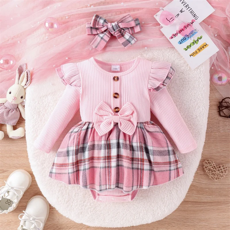 Conjunto de macacão de inverno para meninas pequenas com faixa de cabeça combinando e vestido de macacão xadrez de manga comprida com detalhes de babados