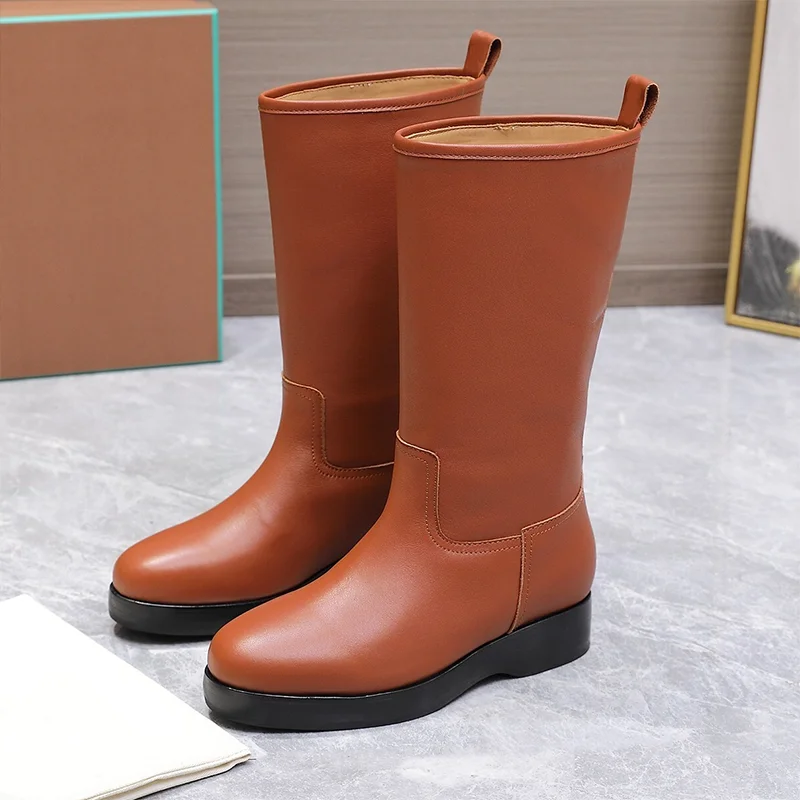 

High quality autumn and winter new women's long boots made of cowhide with rubber sole luxury shoes 25100714