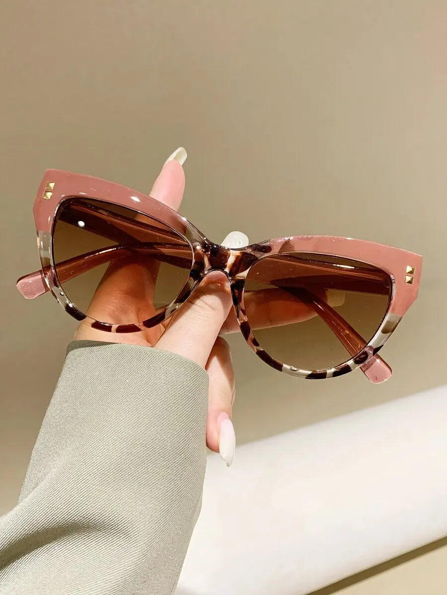 

Women Plastic Cat Eye Sunglasses Fashion Beach Travel Vacation Holiday