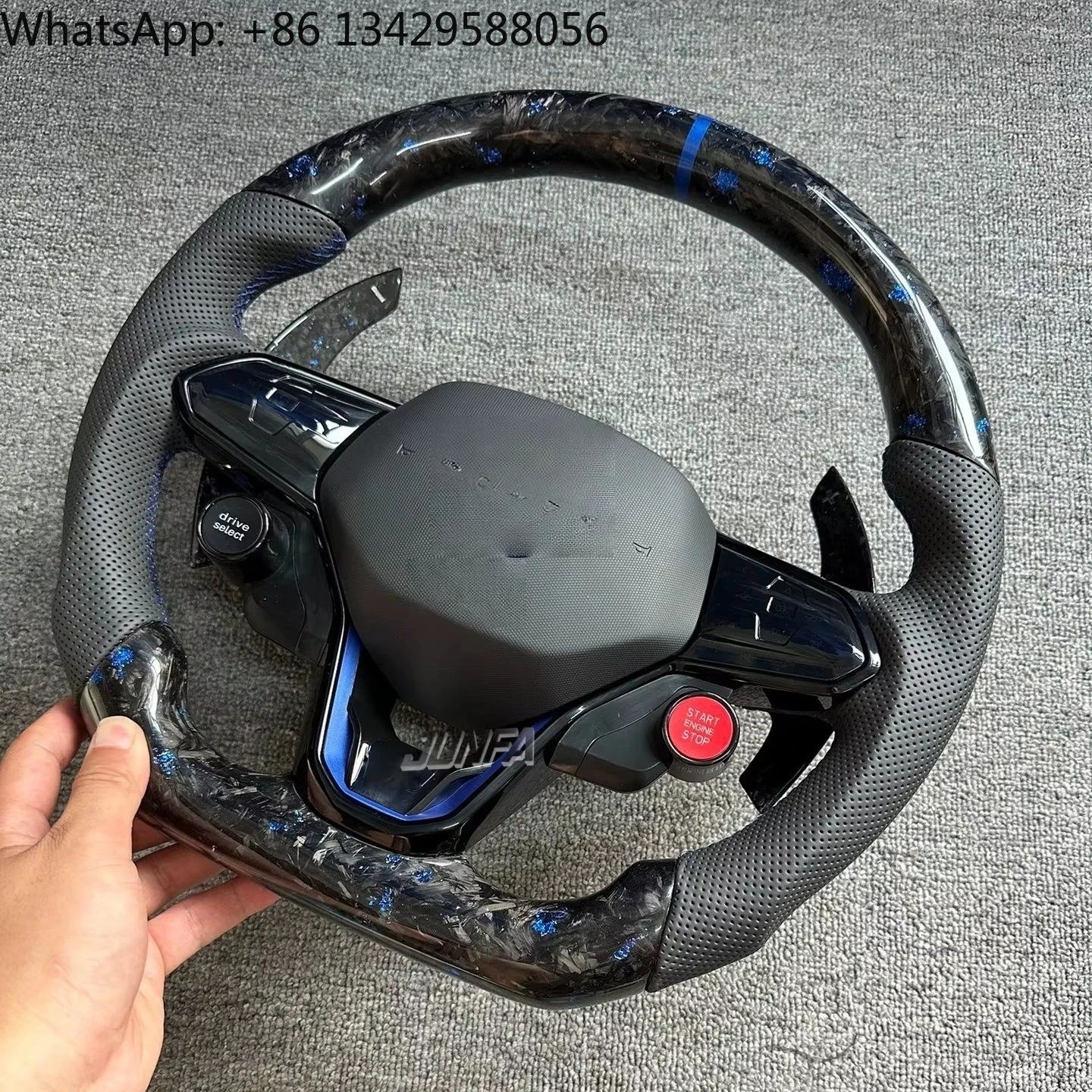 

Forged Carbon Fiber Flat Bottom Sports Steering Wheel For Volkswagen Golf 7/8 Magotan Tiguan Passat Modification