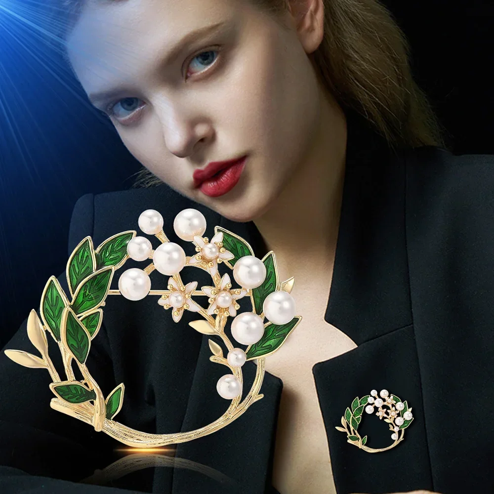 

Exquisite Brooch for Women fashion Jasmine Brooches Pearl Inlaid ladies Suit corsage Pins High Quality Jewelry Accessories gifts