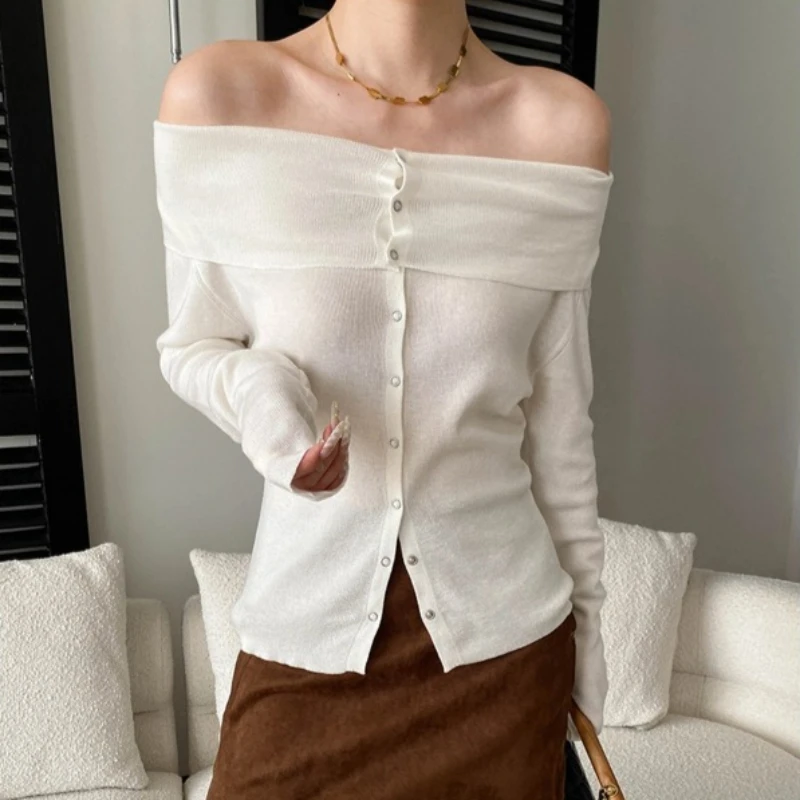 

Pullovers Women Tops Sweaters Slash Neck Full Sleeve Off Shoulder Y2k Streetwear Elegant Splice Thin Knit Casual Spring 2026