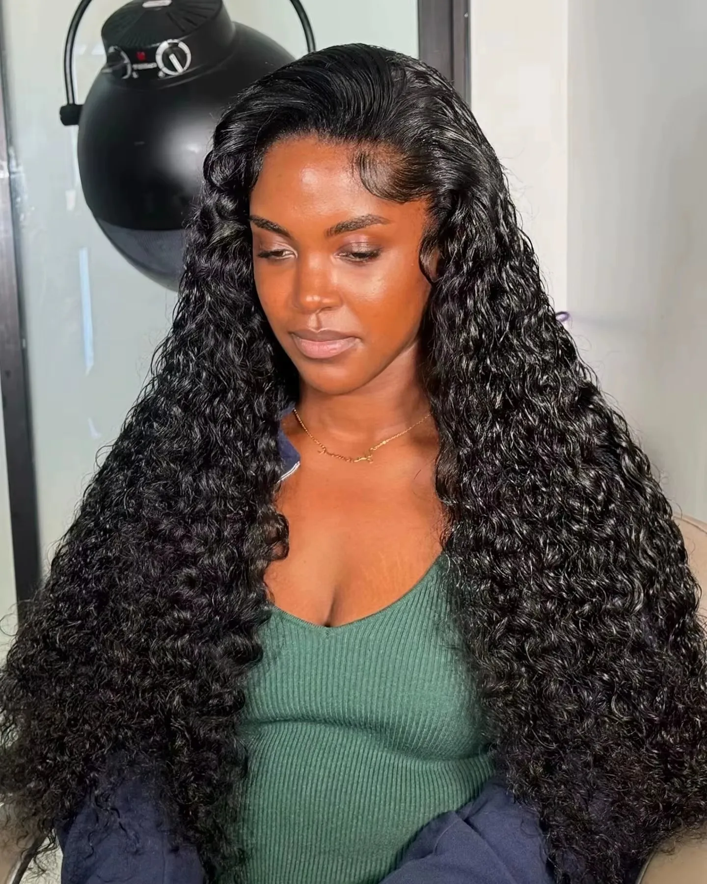 250% vorgeschnittene Loose Deep Wave Frontal Perücken 7x5 13x4, kleberlose Echthaarperücke, sofort tragbar, 13x4 13x6 Water Curly HD Lace Front Perücken, vorgezupft, 30-36 Zoll, unbehandelte Echthaarperücken für Frauen, gebleichte Knoten, im Angebot. – Detail 11