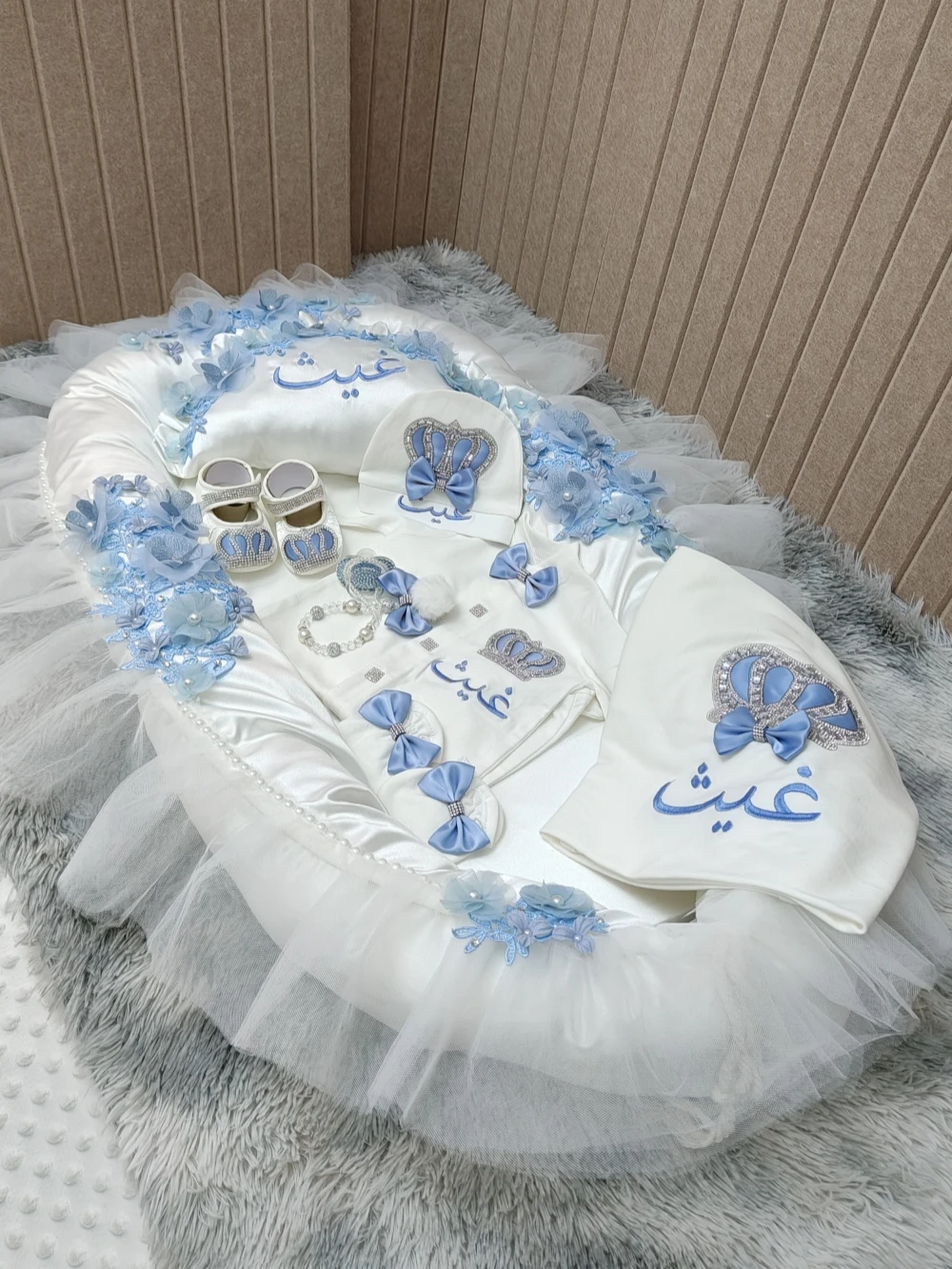 Coming Home 8Pcs Prince Dream Blue Sea Shells Crib Bedding Set Newborn Ultra Soft Ruffles French Laces Floral Bed Nursery Room