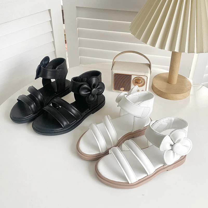 

Лето 2023, новые сандалии из искусственной кожи с цветочным декором и открытым носком, нескользящая легкая пляжная обувь для отдыха