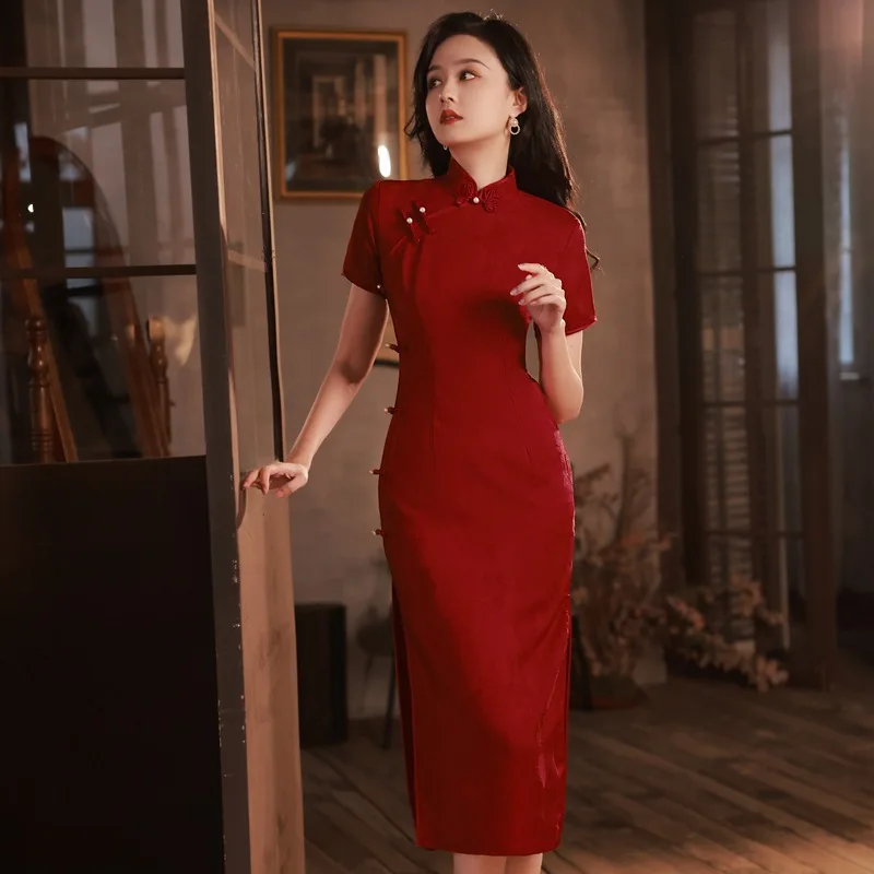 Spring and Summer Wine Red New Chinese Bridal Cheongsam Wedding Engagement Toast Clothing Women QipaoTemperament Banquet Dress