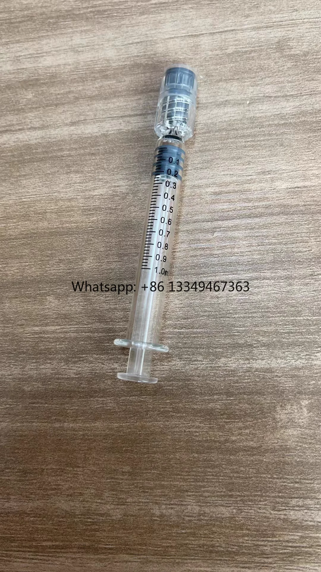 

Limited time discountCustom Logo Child Resistant for Cosmetics 1ml Luer Lock Glass