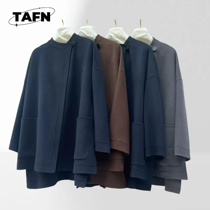 

Classic 2025 Cashmere Cardigan with Vintage Touch, for Casual Settings Cozy and Fashionable for Casu AK2117