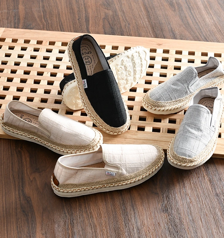 

Summer Men's Slip-On Soft Bottom Cotton Linen Lazy Shoes Casual Low-Top Shoes Fashionable Flat Heel round Toe Daily Wear