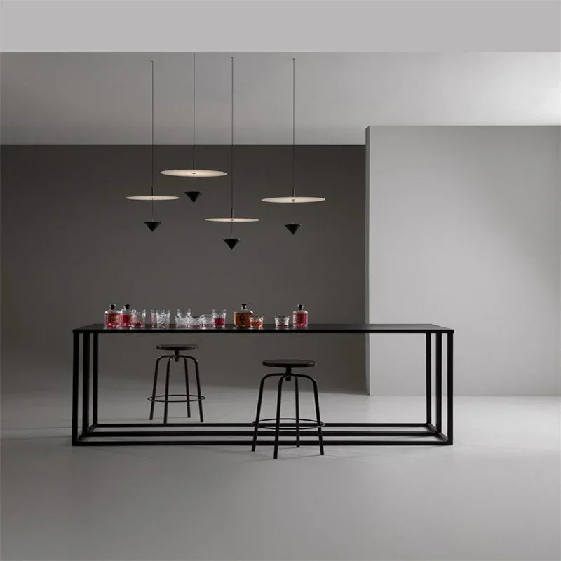 Lámpara colgante de diseño nórdico para restaurante, accesorio de iluminación Led de línea larga, decoración creativa de cafetería, ventana, Mostrador de Bar Retro