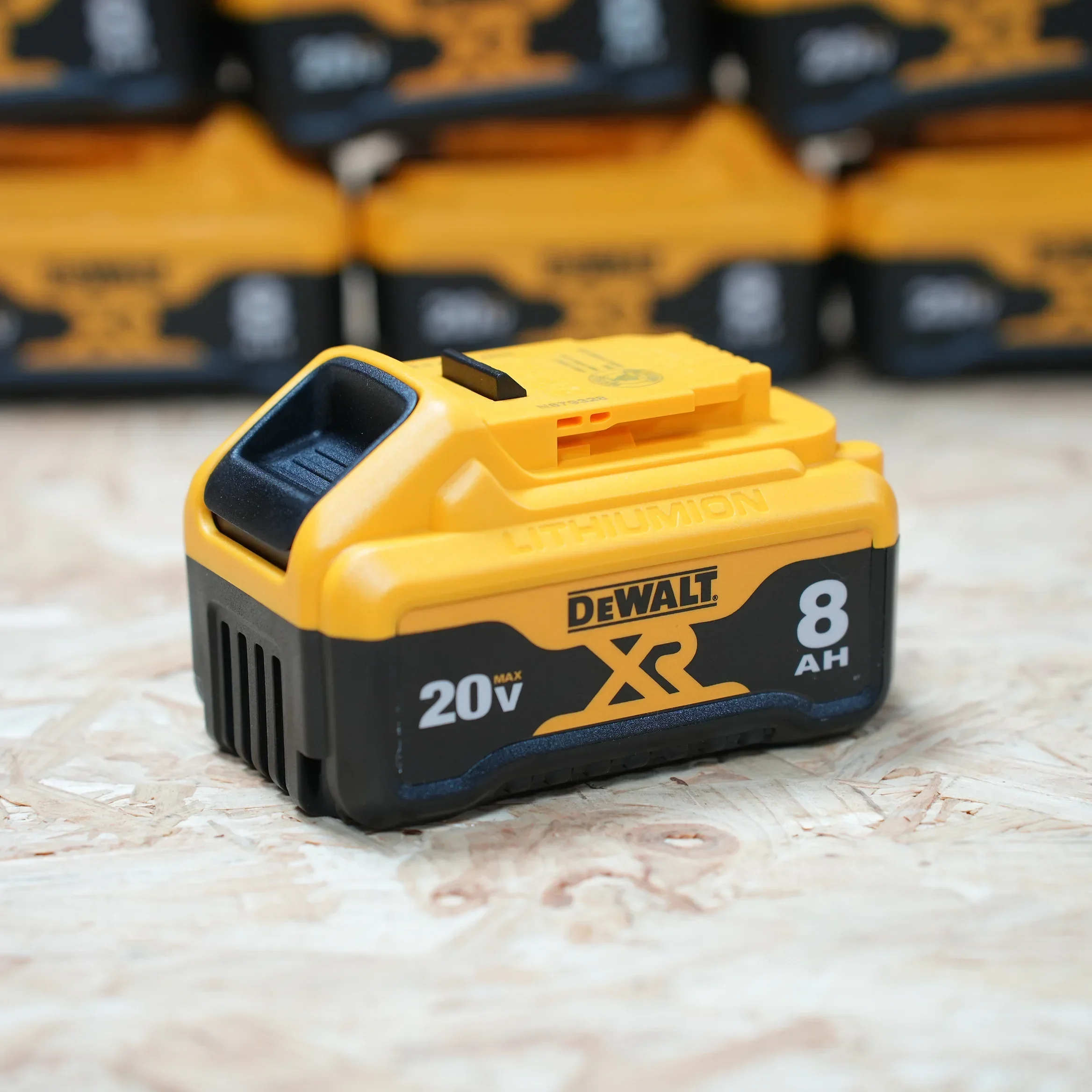 Imagem -02 - Nova Bateria Original Dewalt Dcb208 8.0ah 20v Ferramentas Elétricas Compactas de Íon-lítio