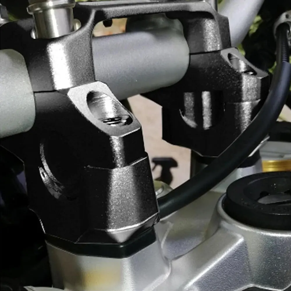 Motorcycle Backward Offset Handlebar Riser Aluminum For YAMAHA MT-09 FZ-09 XSR900 MT-10/FZ-10 XJR1300 Niken