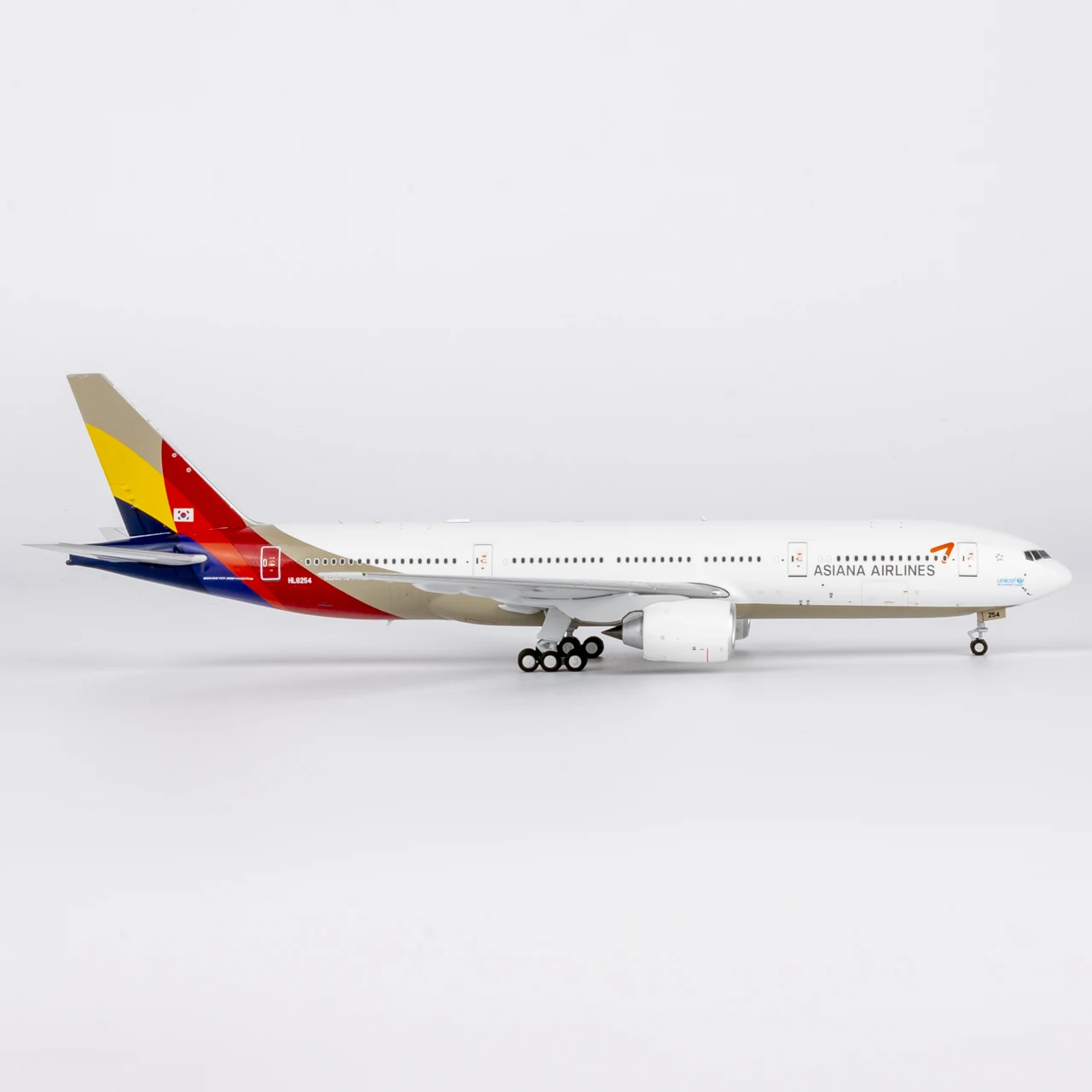 72065 سبيكة تحصيل طائرة هدية NG نموذج 1:400 ايرلاينز الآسيوية "StarAlliance" بوينغ B777-200ER دييكاست نموذج طائرة HL8254 #4