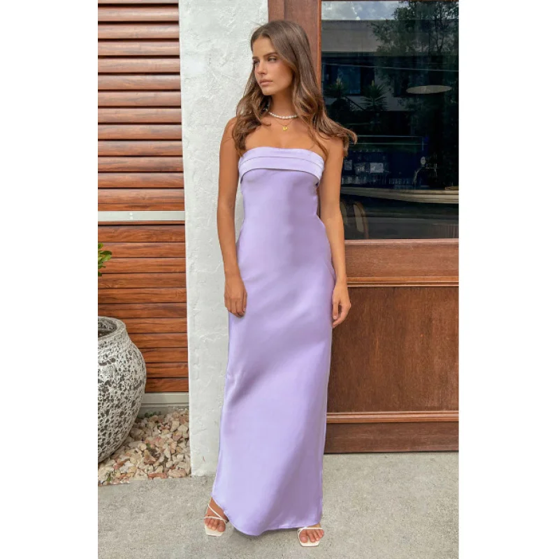 เดรสยาวผ้าซาตินถักแบบไม่มีสายและเปิดหลัง สีพื้น สำหรับผู้หญิงใส่ลำลองช่วงฤดูร้อน ทรงเข้ารูป