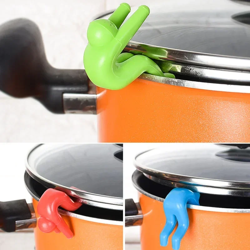 

2pcLittle Man Lid Lifter Spill Resistant Silicone Kitchen Pot Lid Raiser Prevents Soup Overflow Pot Pot Decoration Kitchen Tools