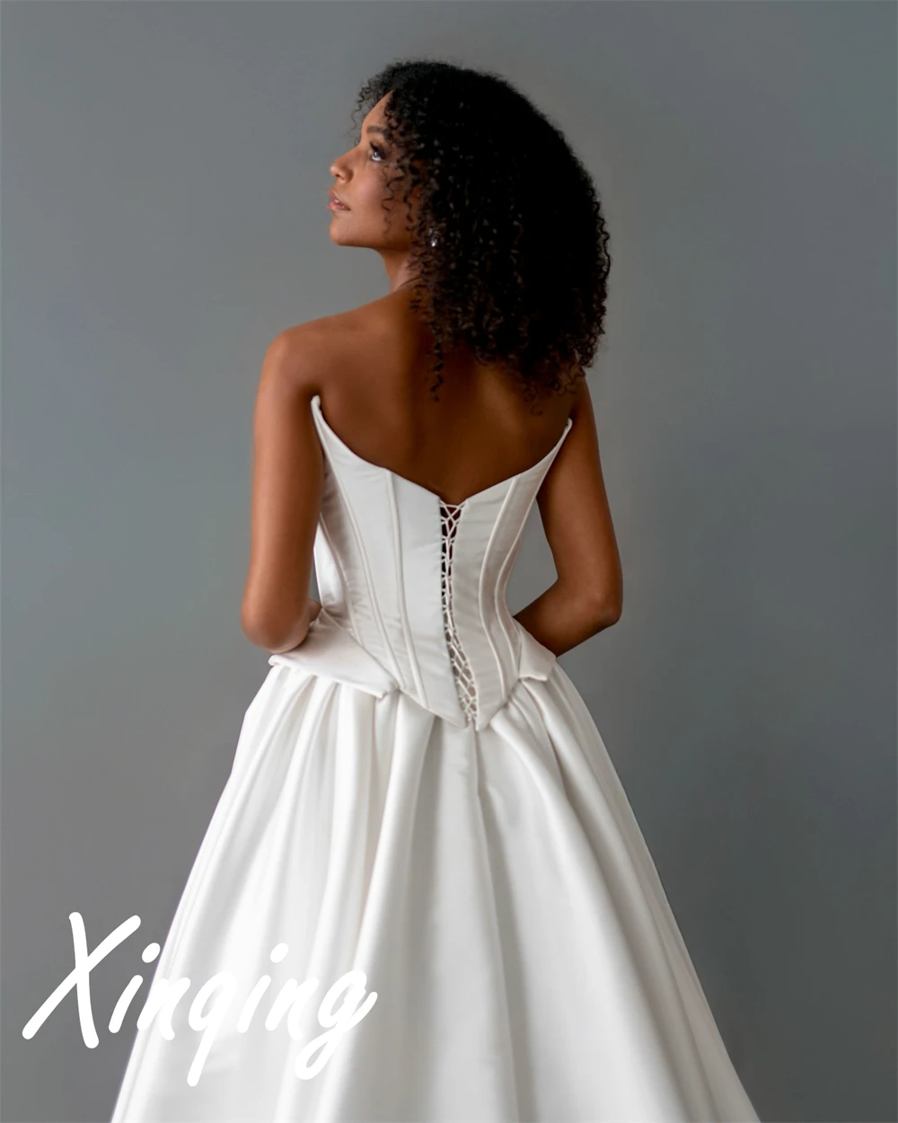 Customized Fashion Satin Wedding Dresses Dreamy Strapless Heavy Industry Wedding Dresses Lace Up Back Bride Gowns Wedding Guest