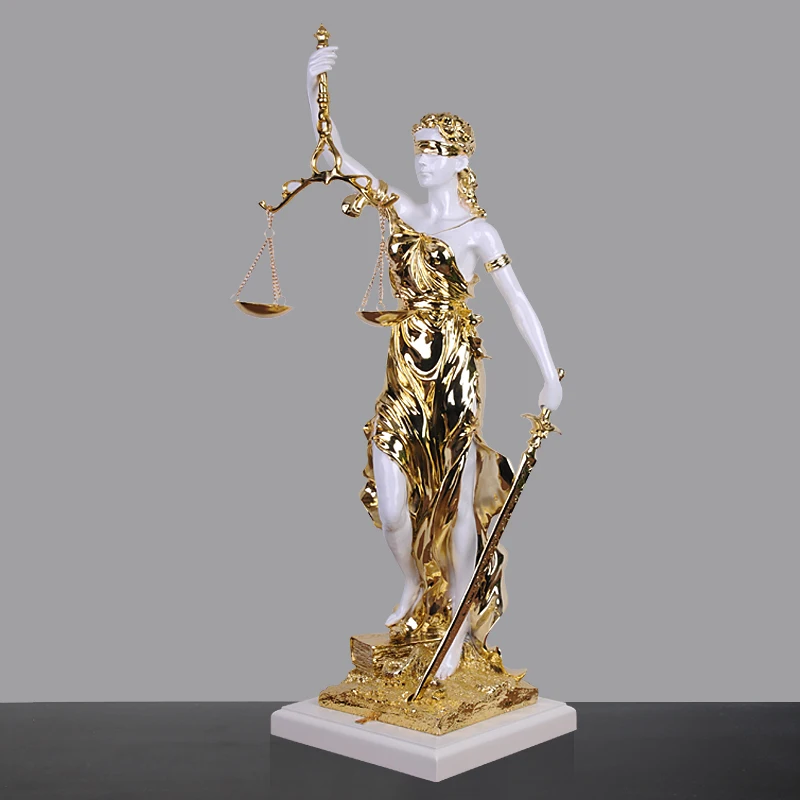 Xinrong Goddess of Justice Themis Sculpture Fairness and Justice Statue Lawyer Office Legal Balance Ornament