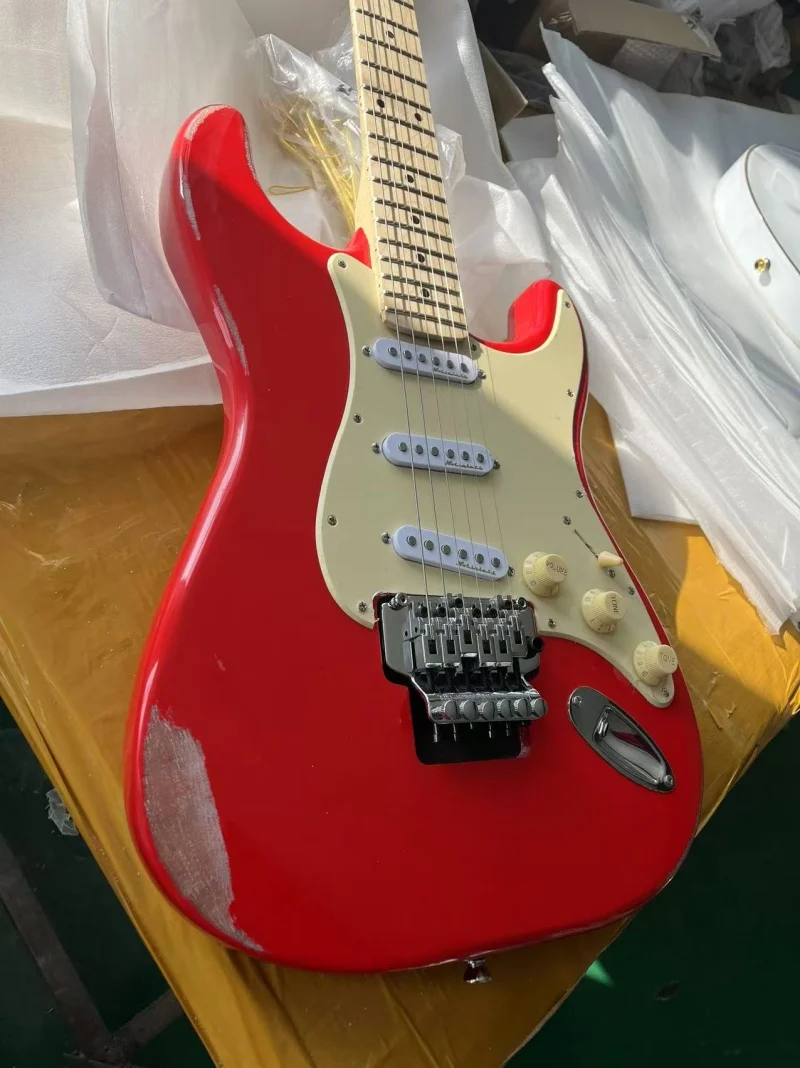 

High quality 6-string electric guitar，Reverse headstock，Natural color maple neck，Floyd rose bridge,Live photo，Free delivery
