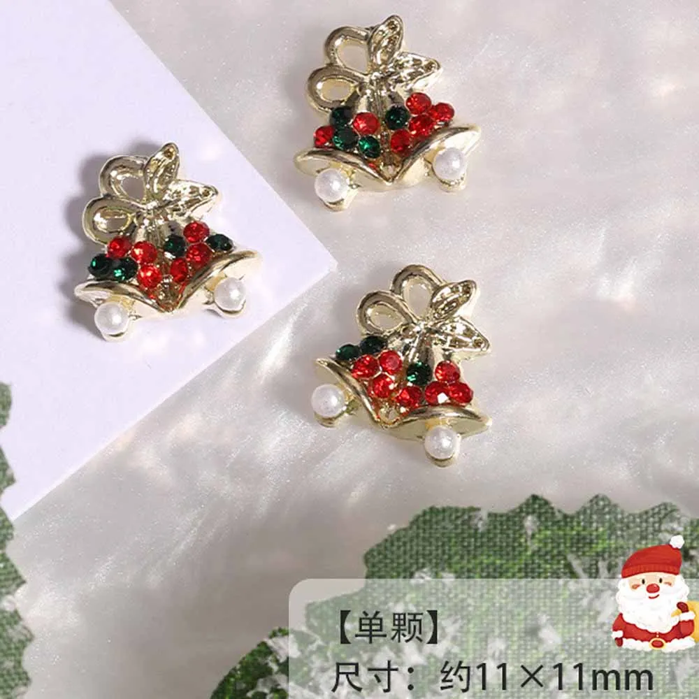 6Grid 3D Christmas Alloy Gold Snowflake Nail Charms 26/28pcs Christmas Tree/Wreath/Bell Gems Rhinestones Winter Holiday Nails