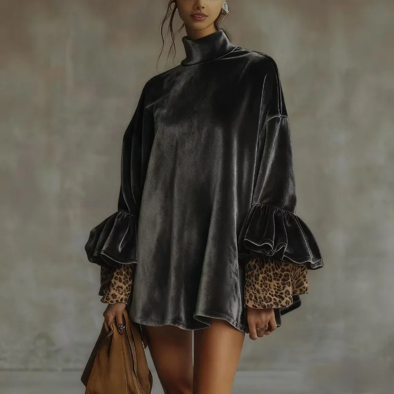 

Leopard Print Cuff Design Golden Velvet Turtleneck Comfortable and Elegant Skirt