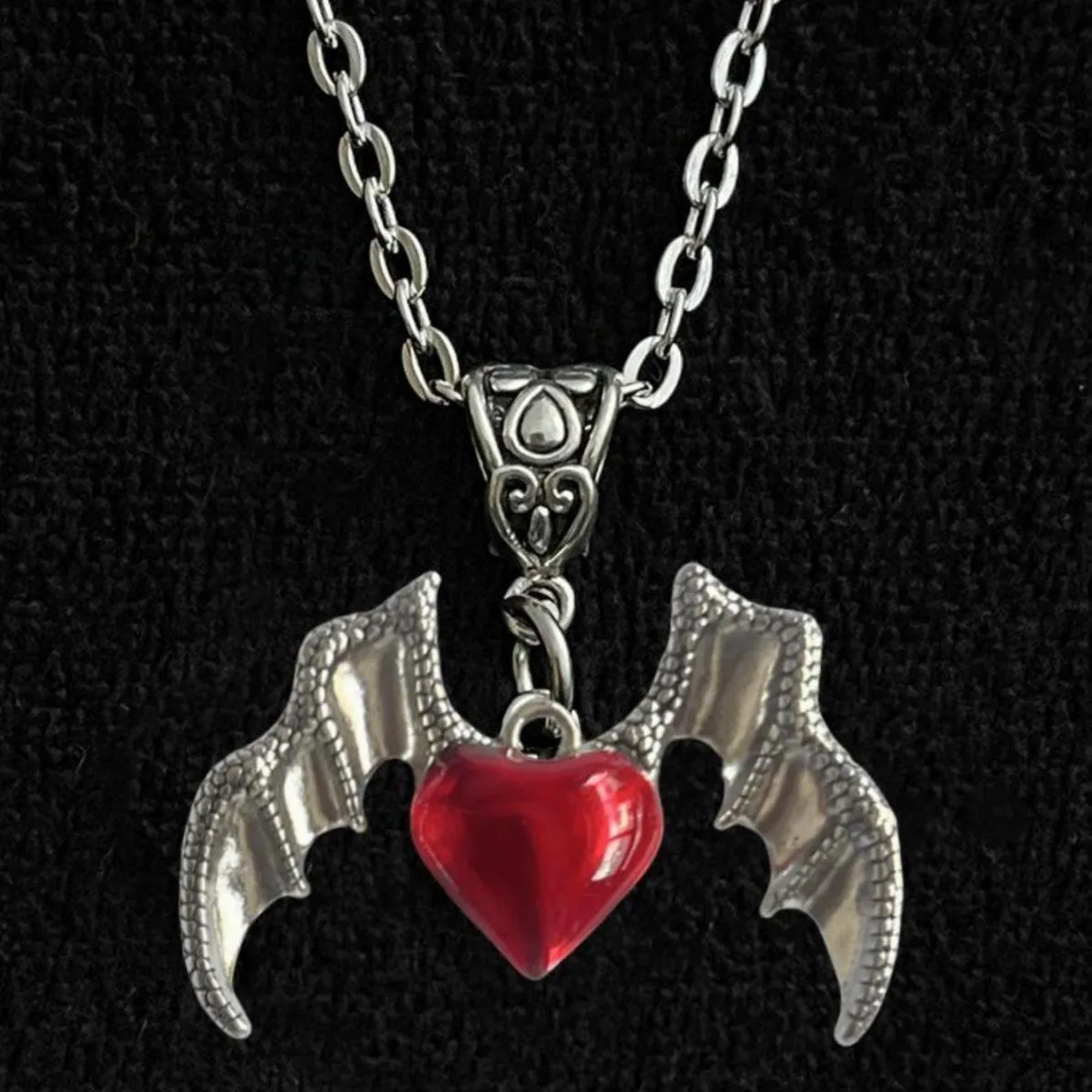 Foreign Trade European And American Cross-Border Devil Wings Vintage Pendant Gothic Punk Style Heart-Shaped Oil Drop Jewelry
