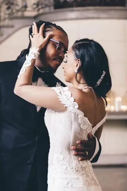 Customized New African Lace Mermaid Arabic Plus Size Wedding Dresses Long Sleeves Off The Shoulder Cheap Elegant Bridal Dress