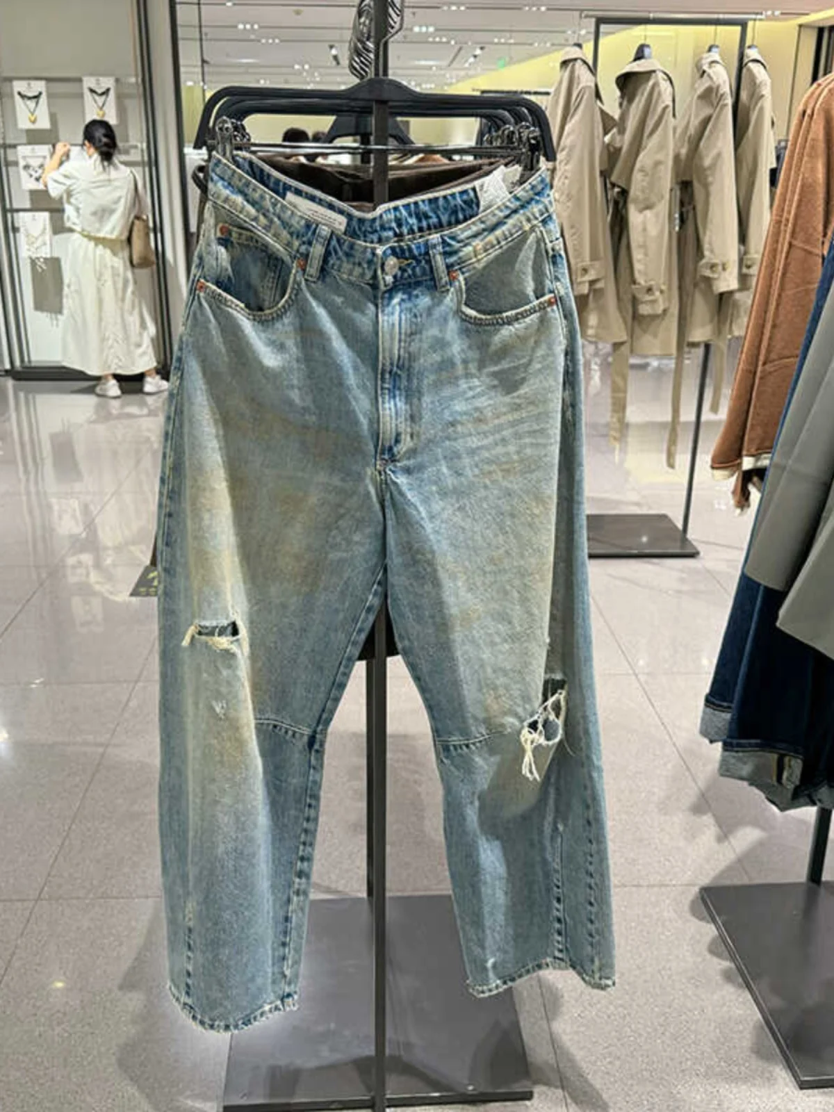 

Washed Denim Hole Design Slimming Balloon Style Women's Jeans Fall New Arrival Versatile Loose Fit Wide Leg Pants Natural Waist