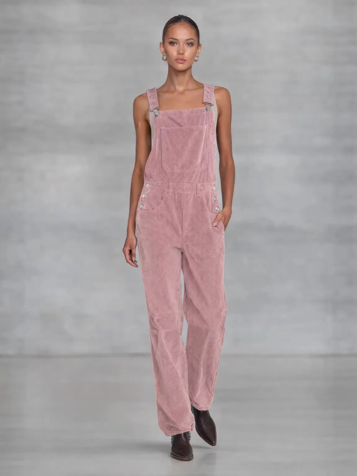 

Вельветовый комбинезон с высокой талией, прямой крой, повседневный, с регулируемыми бретелями, винтажный, свободный крой, с карманами