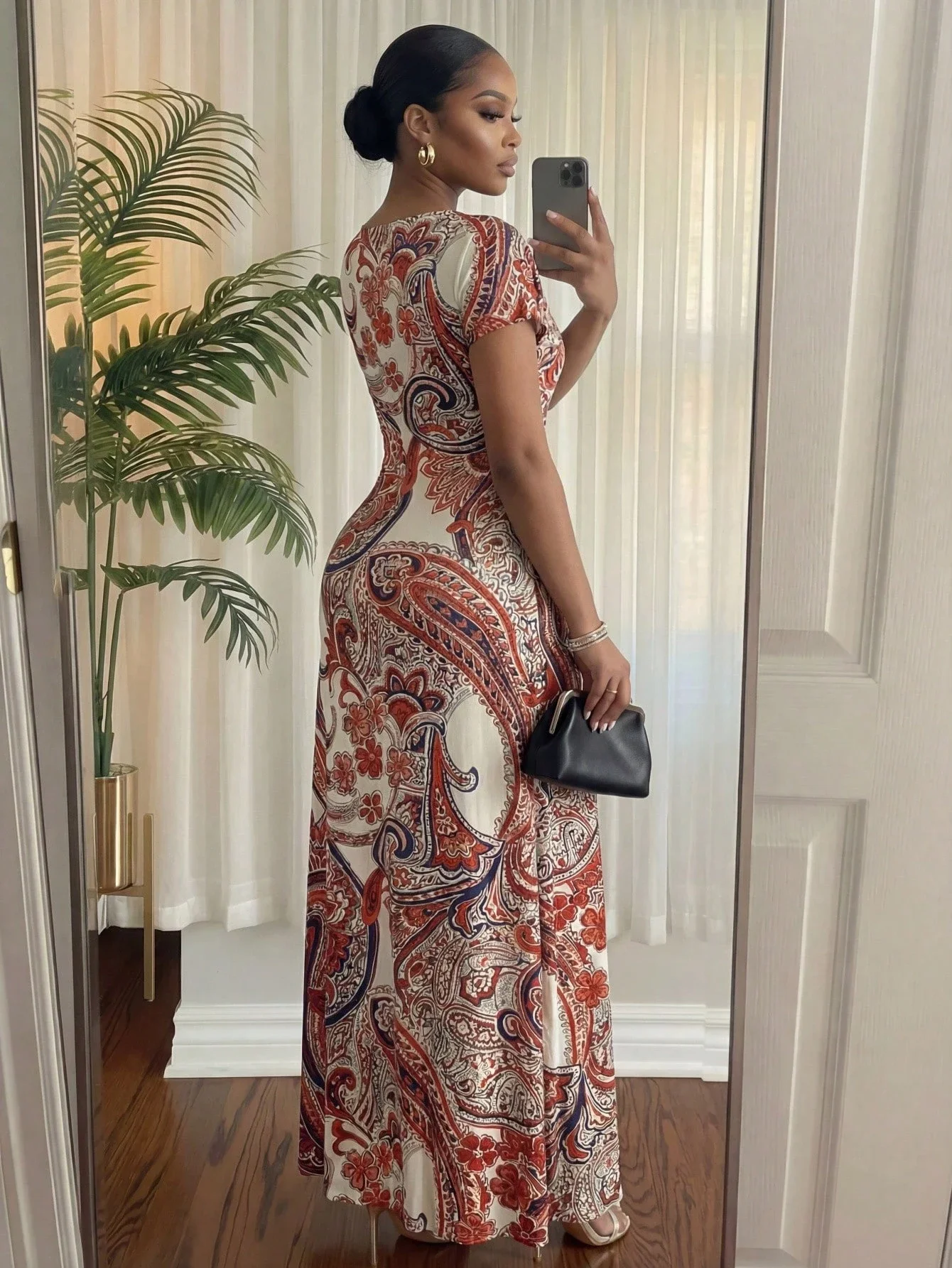 

Элегантное повседневное летнее платье макси с короткими рукавами и круглым вырезом с принтом пейсли