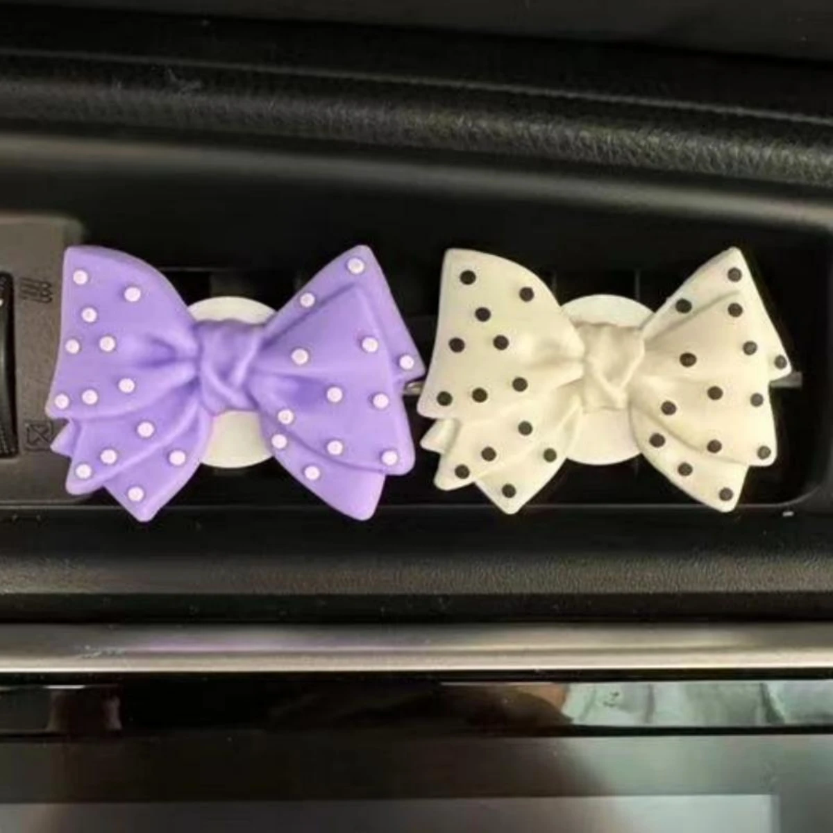 

Bowknot Car Outlet Vent Clip Auto Interior Accessories Cute Bow Air Conditioning Clip Aromatherapy Small Perfume Clips Women